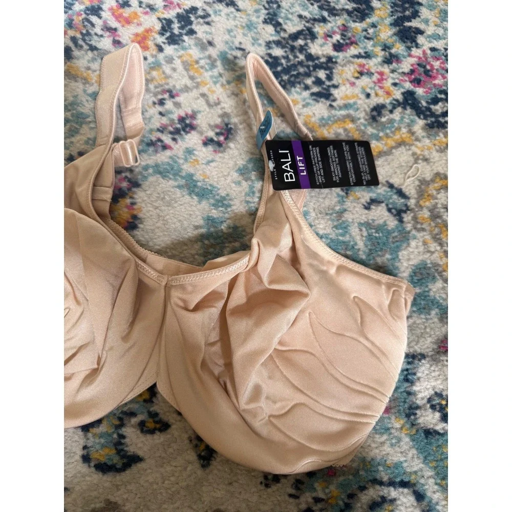 Bali Lift Underwire Bra 38DDD Nude Beige Full Coverage NWT $44 Retail‎